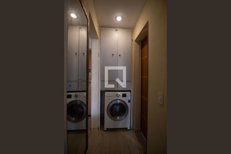 Apartamento para alugar com 56m², 1 quarto e 1 vaga Apartamento para alugar com 56m², 1 quarto e 1 vagaBanheiro social - corredor