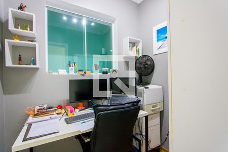 Casa à venda com 260m², 3 quartos e 5 vagasEscritório