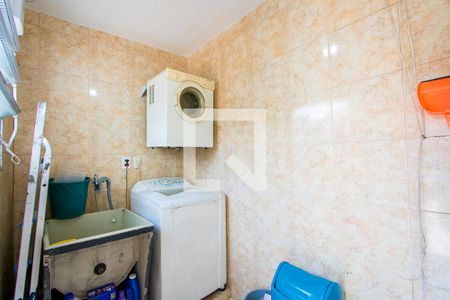 Casa à venda com 260m², 3 quartos e 5 vagasÁrea de serviço