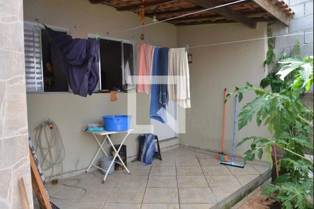 Casa à venda com 100m², 3 quartos e 3 vagasQuintal