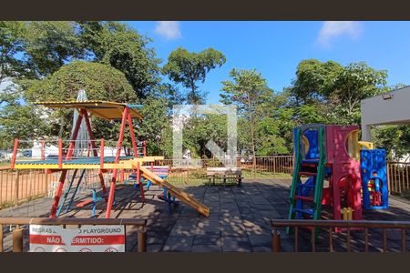 Apartamento para alugar com 42m², 2 quartos e 1 vaga Apartamento para alugar com 42m², 2 quartos e 1 vagaÁrea comum - Playground