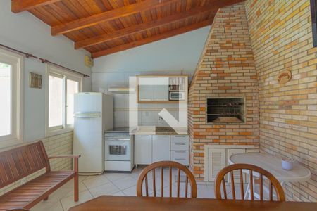 Casa à venda com 270m², 5 quartos e 3 vagasVaranda gourmet