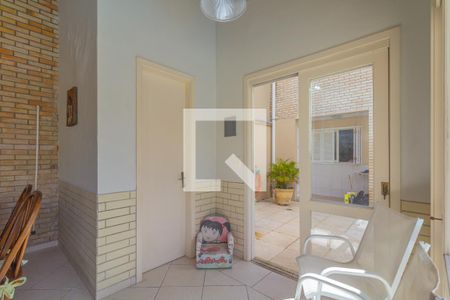 Casa à venda com 270m², 5 quartos e 3 vagasVaranda gourmet