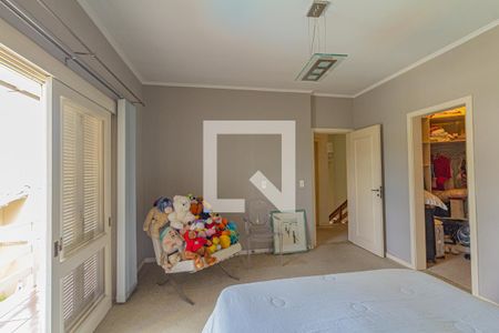 Casa à venda com 270m², 5 quartos e 3 vagasSuíte 2