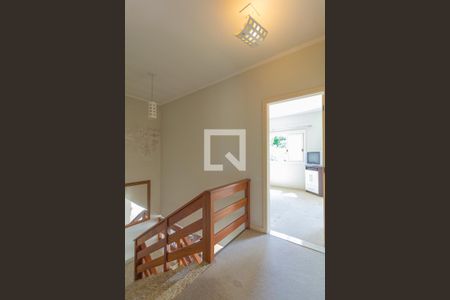 Casa à venda com 270m², 5 quartos e 3 vagasCorredor