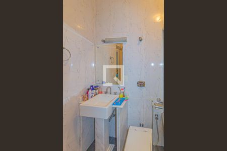 Casa à venda com 270m², 5 quartos e 3 vagasBanheiro da suíte 2