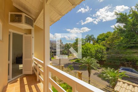 Casa à venda com 270m², 5 quartos e 3 vagasVaranda da Suíte 1