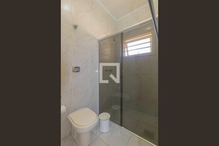 Casa à venda com 270m², 5 quartos e 3 vagasBanheiro da Suíte 3