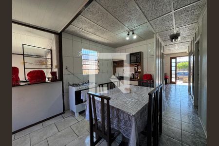 Casa à venda com 80m², 2 quartos e 1 vagaCozinha 