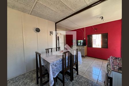 Casa à venda com 80m², 2 quartos e 1 vagaCozinha 