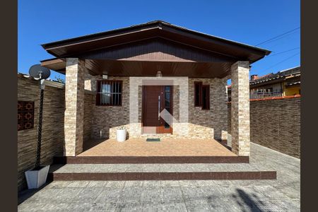 Casa à venda com 80m², 2 quartos e 1 vagaFachada