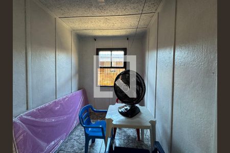 Casa à venda com 80m², 2 quartos e 1 vagaQuarto 