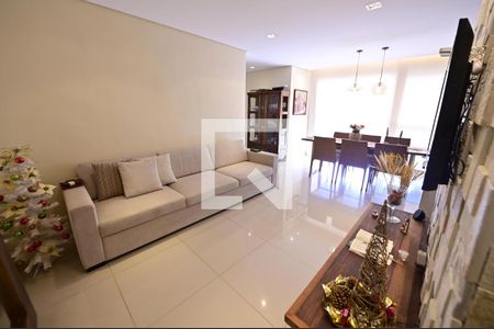 Apartamento para alugar com 80m², 3 quartos e 1 vaga Apartamento para alugar com 80m², 3 quartos e 1 vagaSala