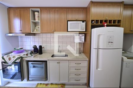 Apartamento para alugar com 80m², 3 quartos e 1 vaga Apartamento para alugar com 80m², 3 quartos e 1 vagaCozinha
