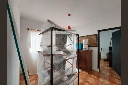 Casa para alugar com 140m², 2 quartos e 3 vagas Casa para alugar com 140m², 2 quartos e 3 vagasSala de Edícula