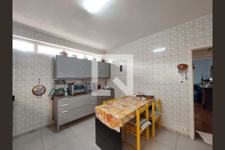 Casa para alugar com 140m², 2 quartos e 3 vagas Casa para alugar com 140m², 2 quartos e 3 vagasCozinha