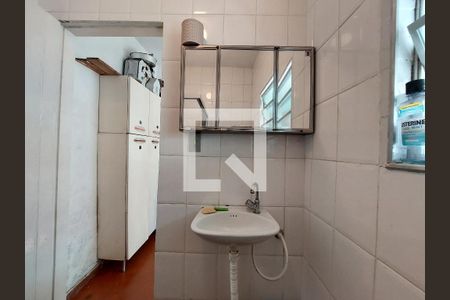 Casa para alugar com 140m², 2 quartos e 3 vagas Casa para alugar com 140m², 2 quartos e 3 vagasBanheiro da Edícula