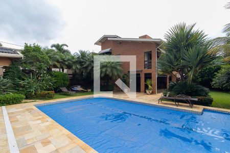Casa à venda com 412m², 4 quartos e 5 vagas Casa à venda com 412m², 4 quartos e 5 vagasPiscina