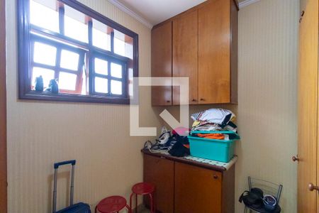 Casa à venda com 412m², 4 quartos e 5 vagas Casa à venda com 412m², 4 quartos e 5 vagasQuarto de serviço