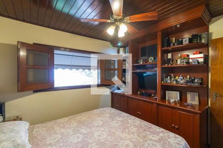 Casa à venda com 412m², 4 quartos e 5 vagas Casa à venda com 412m², 4 quartos e 5 vagasQuarto da suíte 1