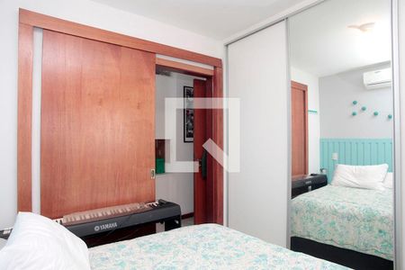 Quarto de apartamento à venda com 1 quarto, 74m² em Jardim Botânico, Porto Alegre