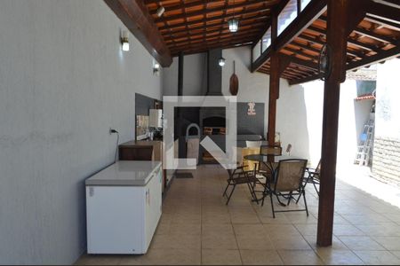 Casa de condomínio à venda com 400m², 4 quartos e 1 vaga Casa de condomínio à venda com 400m², 4 quartos e 1 vagaÁrea Gourmet