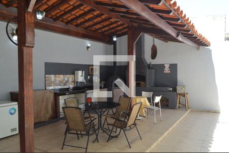 Casa de condomínio à venda com 400m², 4 quartos e 1 vaga Casa de condomínio à venda com 400m², 4 quartos e 1 vagaÁrea Gourmet