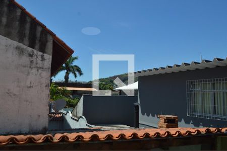Casa de condomínio à venda com 400m², 4 quartos e 1 vaga Casa de condomínio à venda com 400m², 4 quartos e 1 vagaVista do Quarto 2