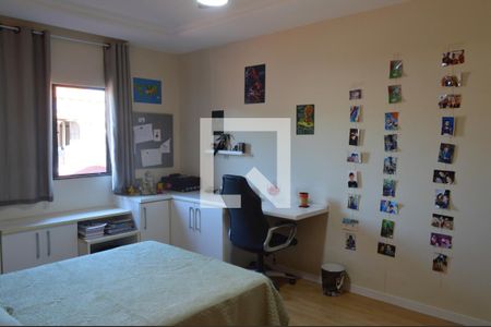 Casa de condomínio à venda com 400m², 4 quartos e 1 vaga Casa de condomínio à venda com 400m², 4 quartos e 1 vagaQuarto 1