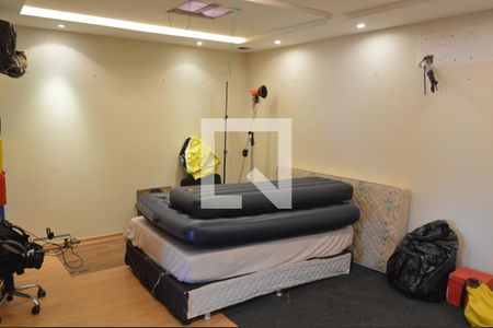 Casa de condomínio à venda com 400m², 4 quartos e 1 vaga Casa de condomínio à venda com 400m², 4 quartos e 1 vagaSala de Cinema