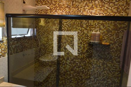 Casa de condomínio à venda com 400m², 4 quartos e 1 vaga Casa de condomínio à venda com 400m², 4 quartos e 1 vagaBanheiro 2