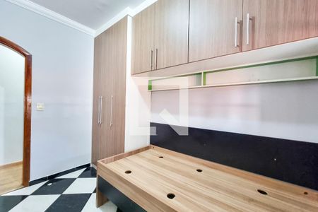 Casa para alugar com 270m², 4 quartos e 2 vagas Casa para alugar com 270m², 4 quartos e 2 vagasQuarto