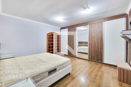 Casa para alugar com 270m², 4 quartos e 2 vagas Casa para alugar com 270m², 4 quartos e 2 vagasSuíte