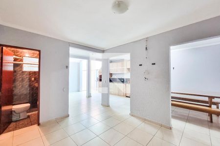 Casa para alugar com 270m², 4 quartos e 2 vagas Casa para alugar com 270m², 4 quartos e 2 vagasChurrasqueira