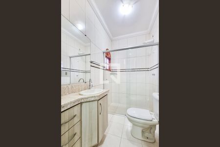 Casa para alugar com 270m², 4 quartos e 2 vagas Casa para alugar com 270m², 4 quartos e 2 vagasBanheiro da Suíte