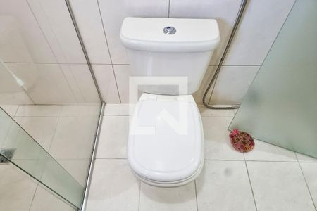 Casa para alugar com 270m², 4 quartos e 2 vagas Casa para alugar com 270m², 4 quartos e 2 vagasBanheiro da Suíte