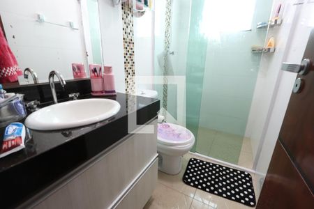 Casa à venda com 125m², 3 quartos e 4 vagasBanheiro da Suíte 1