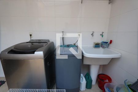 Casa à venda com 125m², 3 quartos e 4 vagasLavanderia