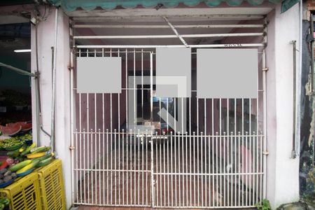 Casa à venda com 300m², 2 quartos e 3 vagas Casa à venda com 300m², 2 quartos e 3 vagasFachada