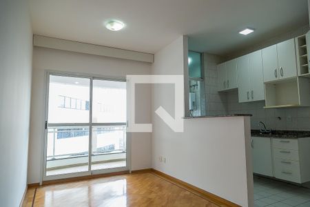 Sala de apartamento para alugar com 1 quarto, 45m² em Vila Guarani (zona Sul), São Paulo
