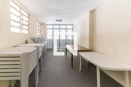 Apartamento à venda com 75m², 2 quartos e 1 vagaÁrea comum