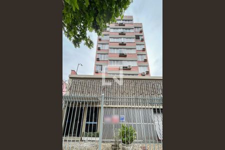 Apartamento à venda com 75m², 2 quartos e 1 vagaFachada