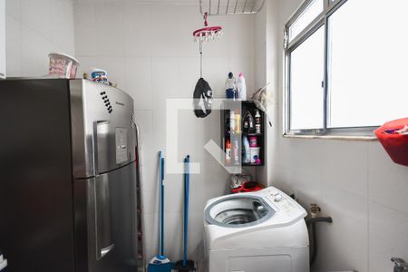 Apartamento à venda com 75m², 2 quartos e 1 vagaÁrea de Serviço