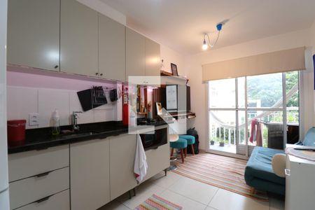 Sala\Cozinha\Area de Serviço de apartamento para alugar com 1 quarto, 27m² em Barra Funda, São Paulo