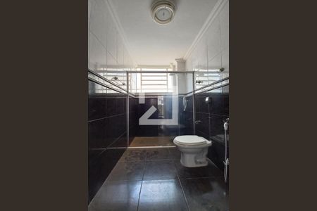Apartamento à venda com 67m², 2 quartos e 1 vagaBanheiro