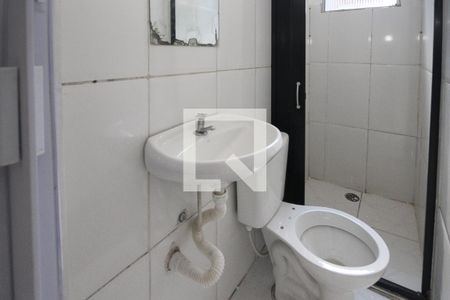 Casa para alugar com 42m², 2 quartos e sem vaga Casa para alugar com 42m², 2 quartos e sem vagaBanheiro