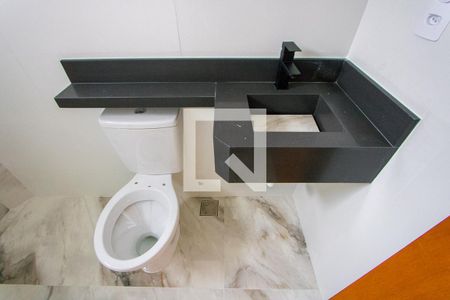 Casa à venda com 120m², 2 quartos e 3 vagasBanheiro do quarto 2