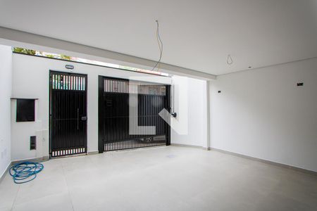 Casa à venda com 120m², 2 quartos e 3 vagasGaragem