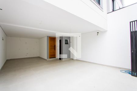 Casa à venda com 120m², 2 quartos e 3 vagasGaragem