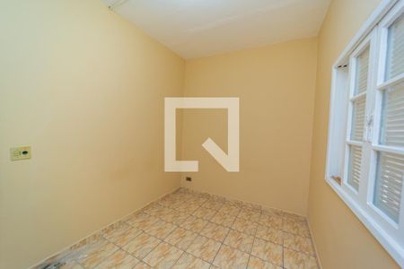 Quarto 1 de casa para alugar com 2 quartos, 65m² em Jardim Três Marias, São Paulo